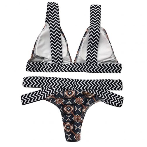 Classic Lattice Printed Swimsuit - Image 3