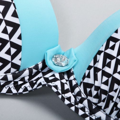 Geometric Pattern Bikini Set - Image 2